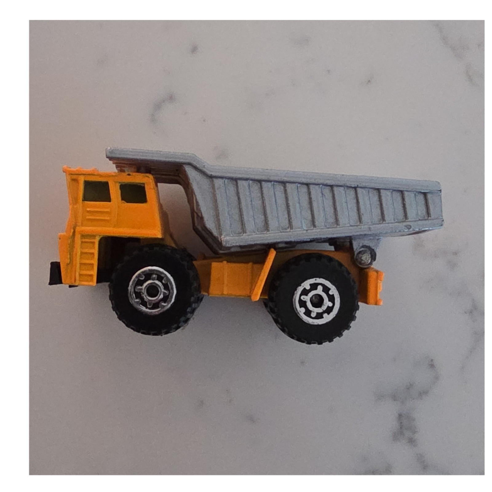 Dartson INT’L LTD. Diecast Dump Truck Yellow Gray Black Vintage
