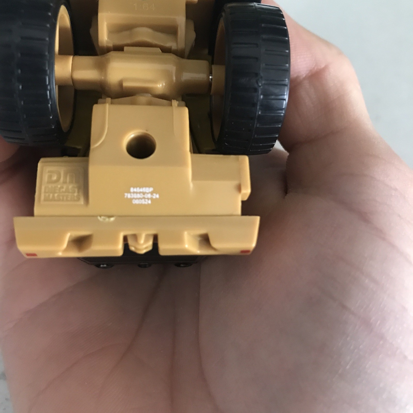 diecast masters caterpillar 950m Wheel Loader 1/64