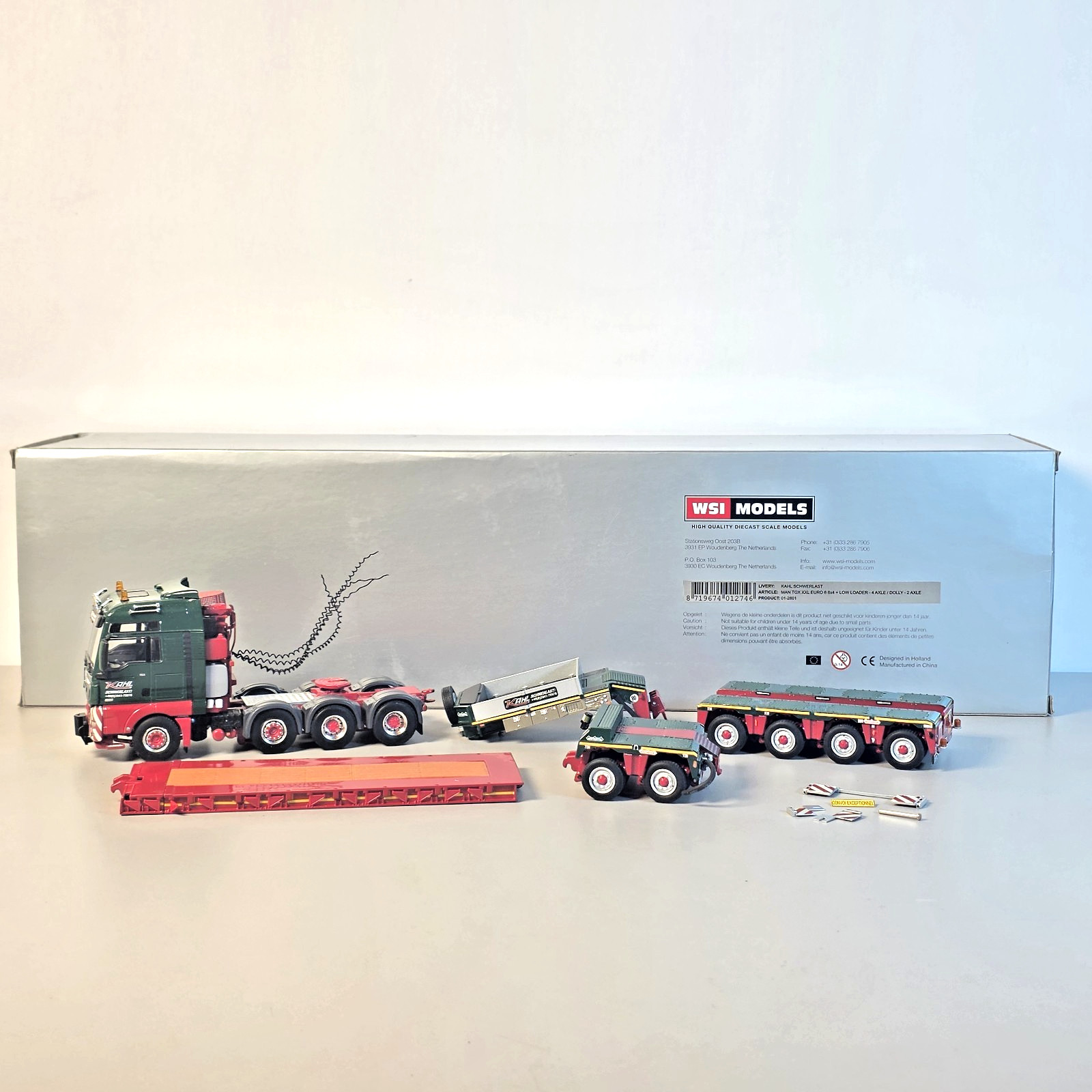 WSI 1:50 Kahl MAN TGX XXL Euro 6 8×4 + 4 Axle Lowloader & 2 Axle Dolly 01-2801