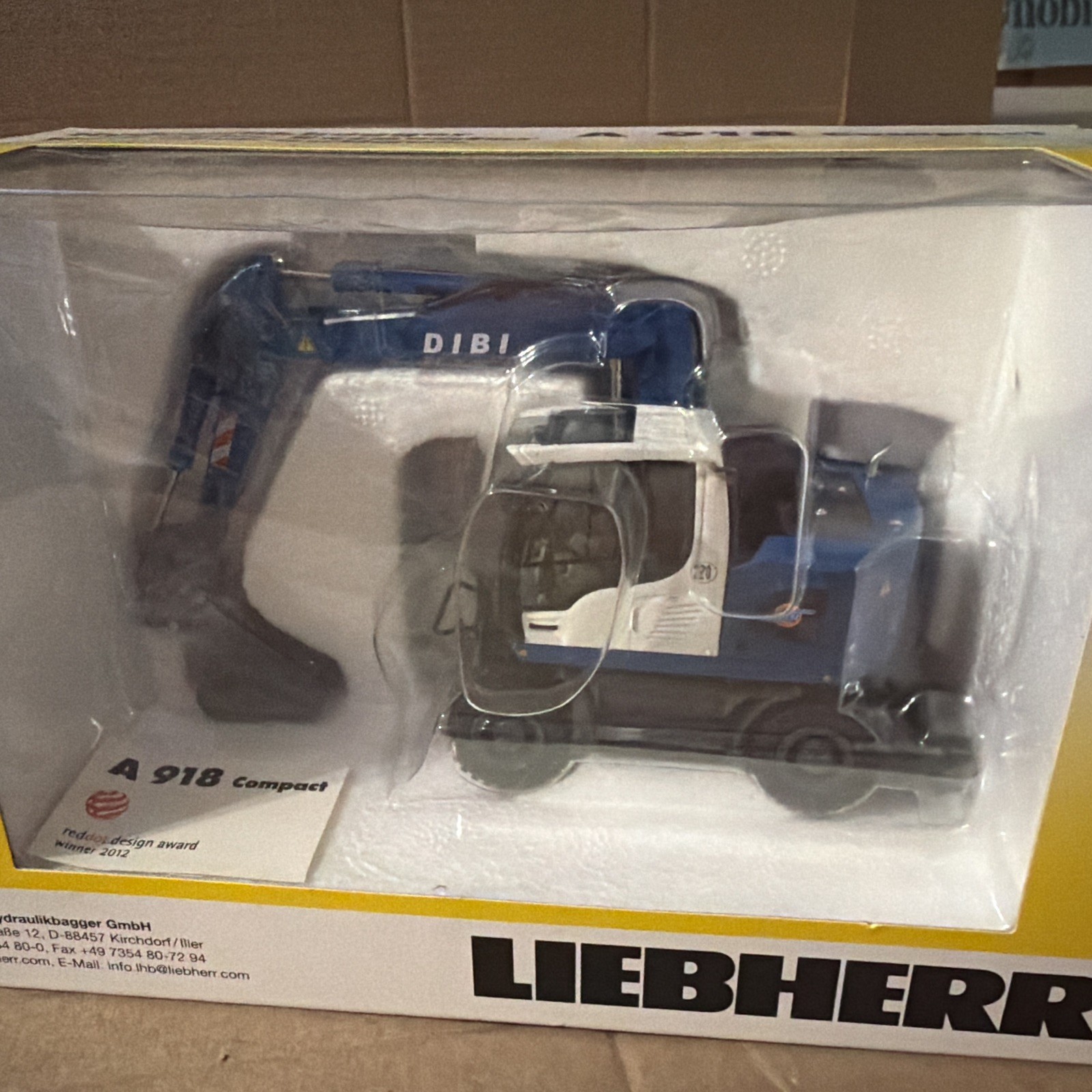 NZG 818-02 1:50 Dibi – Liebherr A918 Compact Litronic Mobile Excavator