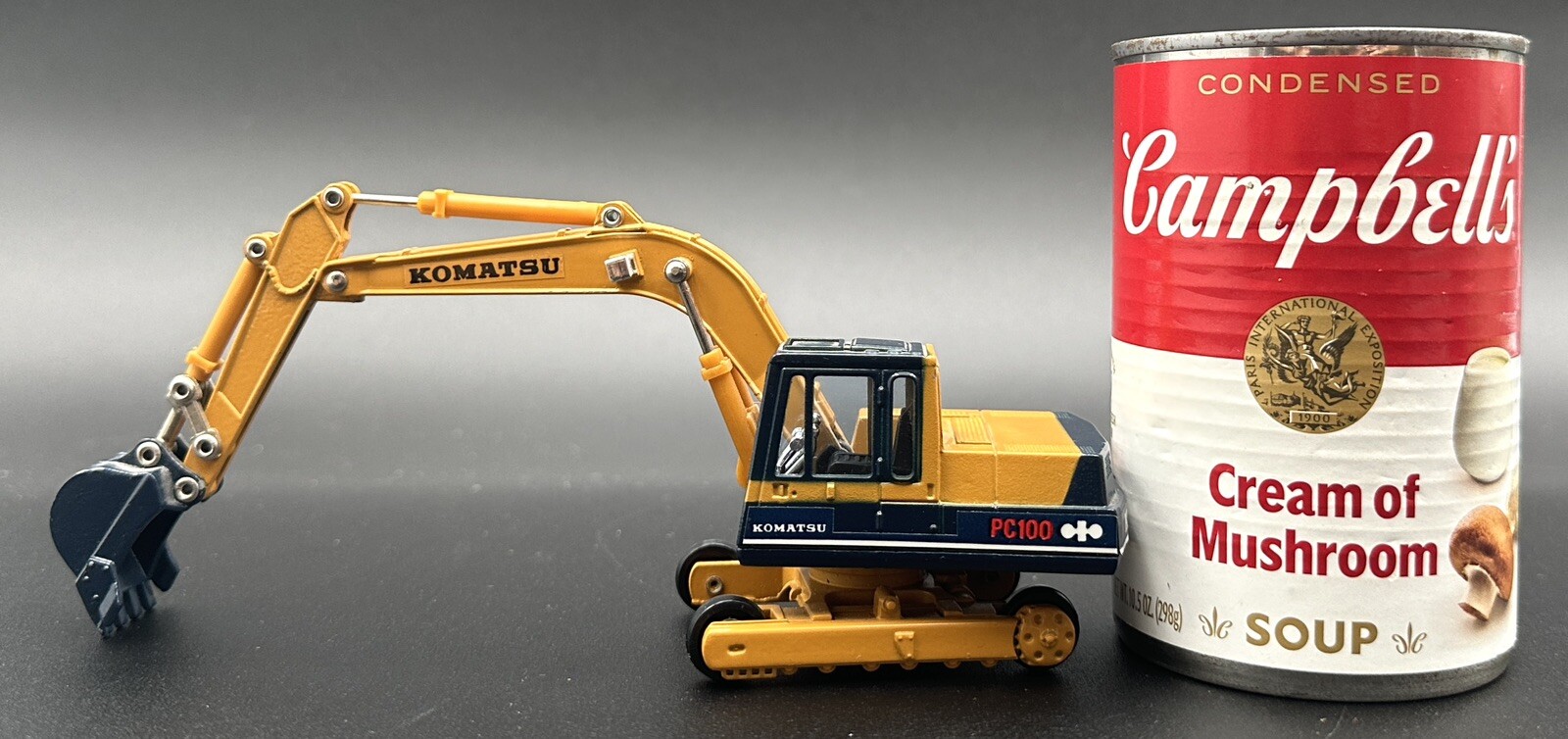 Komatsu PC100 Excavator Power Shovel Diecast 1:48 Scale Shinsei Japan 613