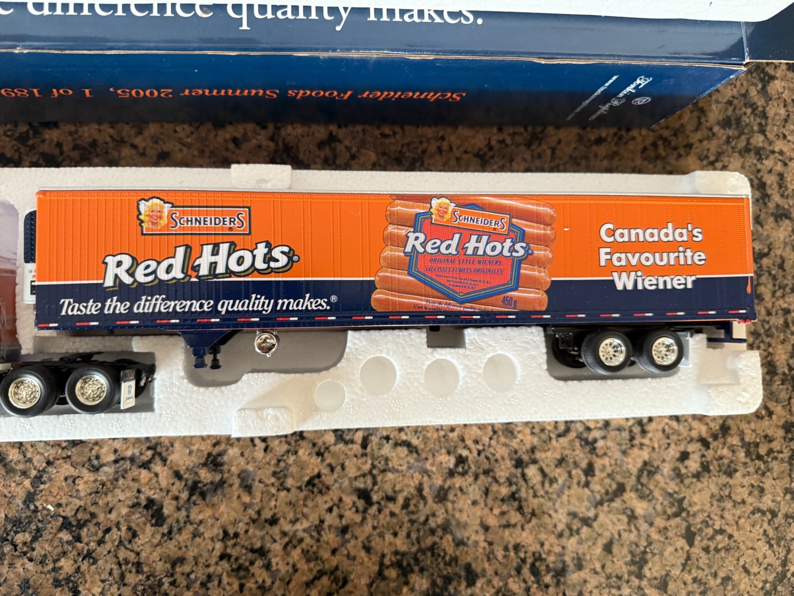 1/53 TONKIN PETERBILT SCHNEIDERS RED HOTS 2005 1/1890