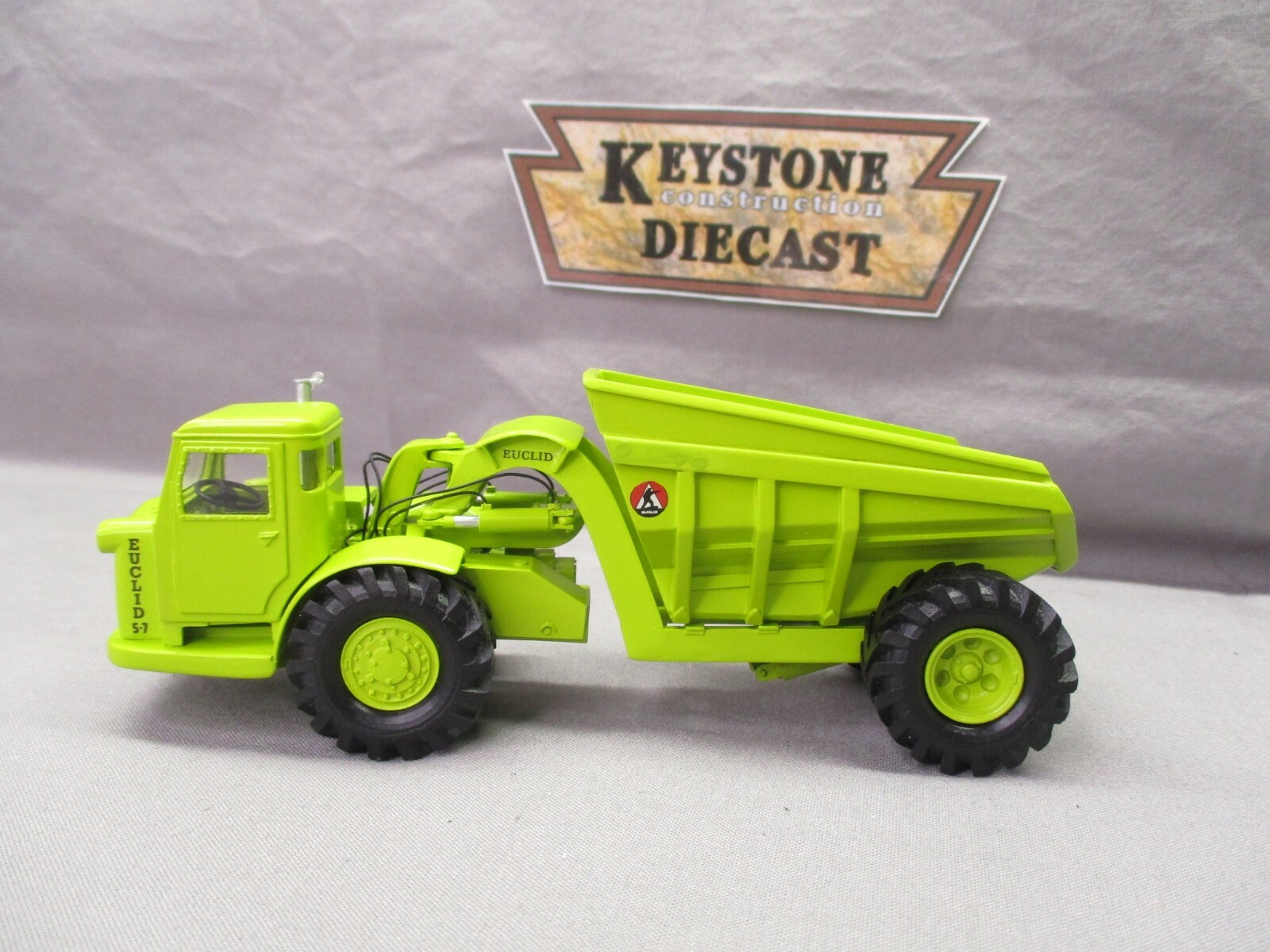 Dan Models Romania – Euclid S-7 Motor Dumper – 1:50 – Resin