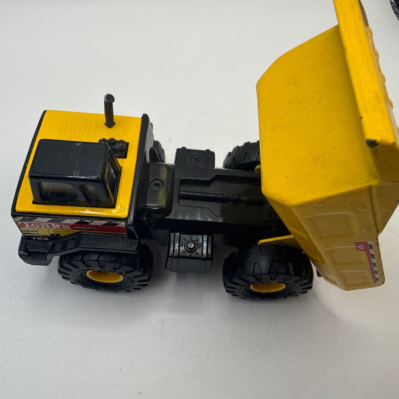 Vintage 1998 Hasbro Maisto Tonka Mini Mighty Dump Truck 768