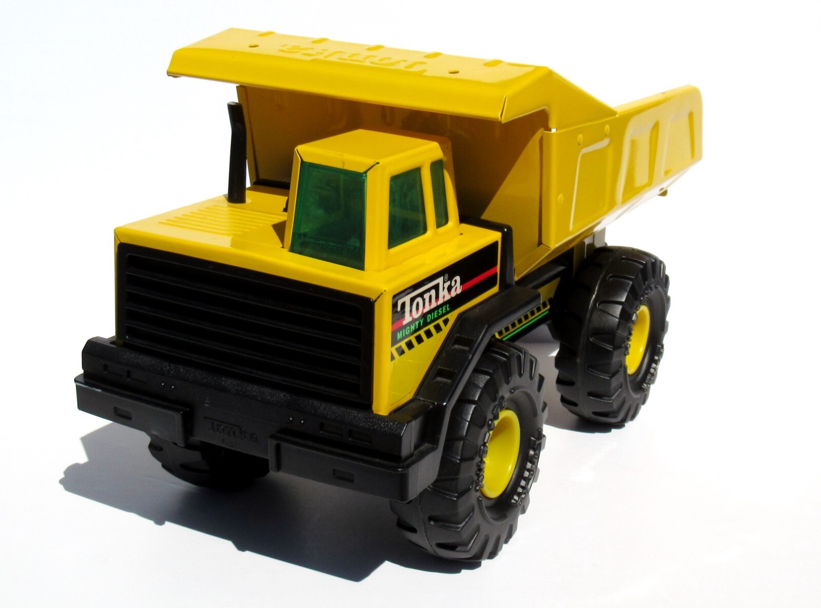Vintage 1995 Tonka Steel Mighty Dump Truck Mighty Diesel 93901 Made in USA