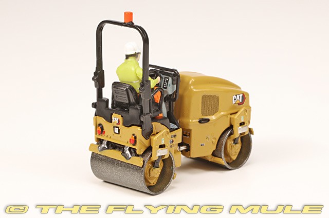 Diecast Masters 1:50 CB2.7 Utility Compactor