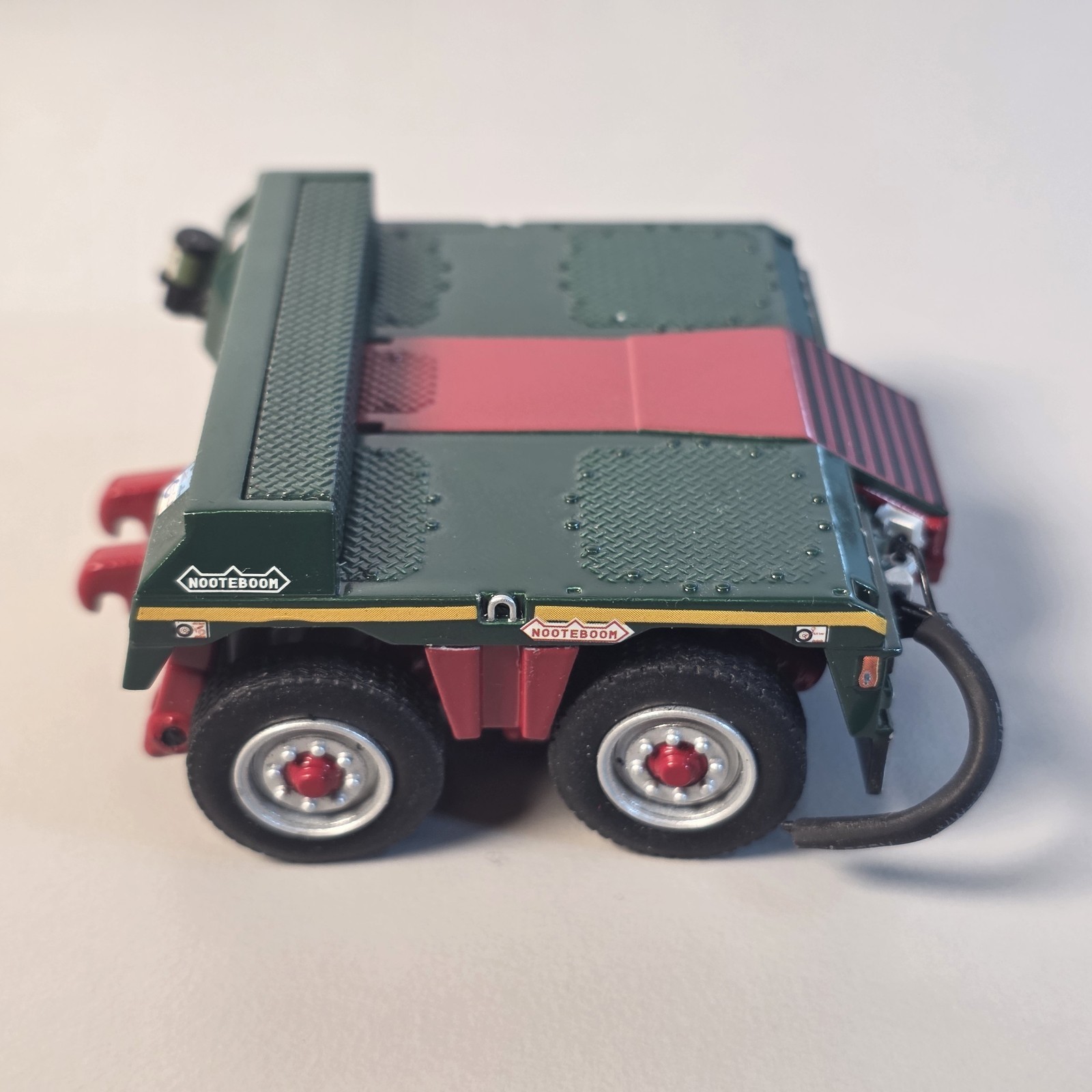 WSI 1:50 Kahl MAN TGX XXL Euro 6 8×4 + 4 Axle Lowloader & 2 Axle Dolly 01-2801