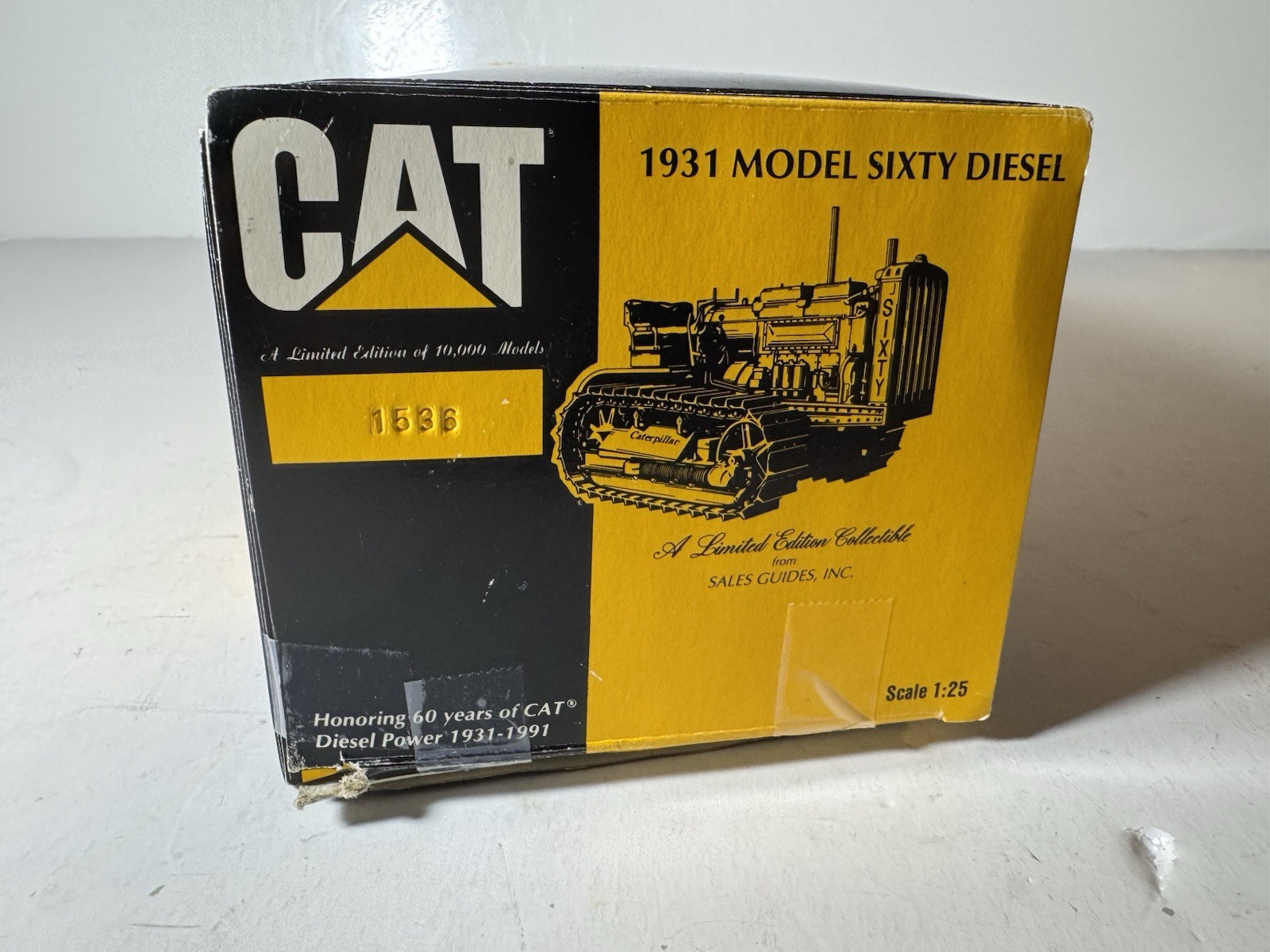 CONRAD 1:25 CAT 1931 MODEL SIXTY DIESEL CRAWLER w/custom Front Cable Blade