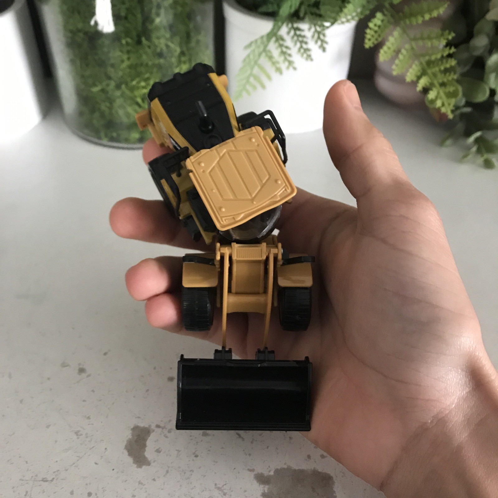diecast masters caterpillar 950m Wheel Loader 1/64