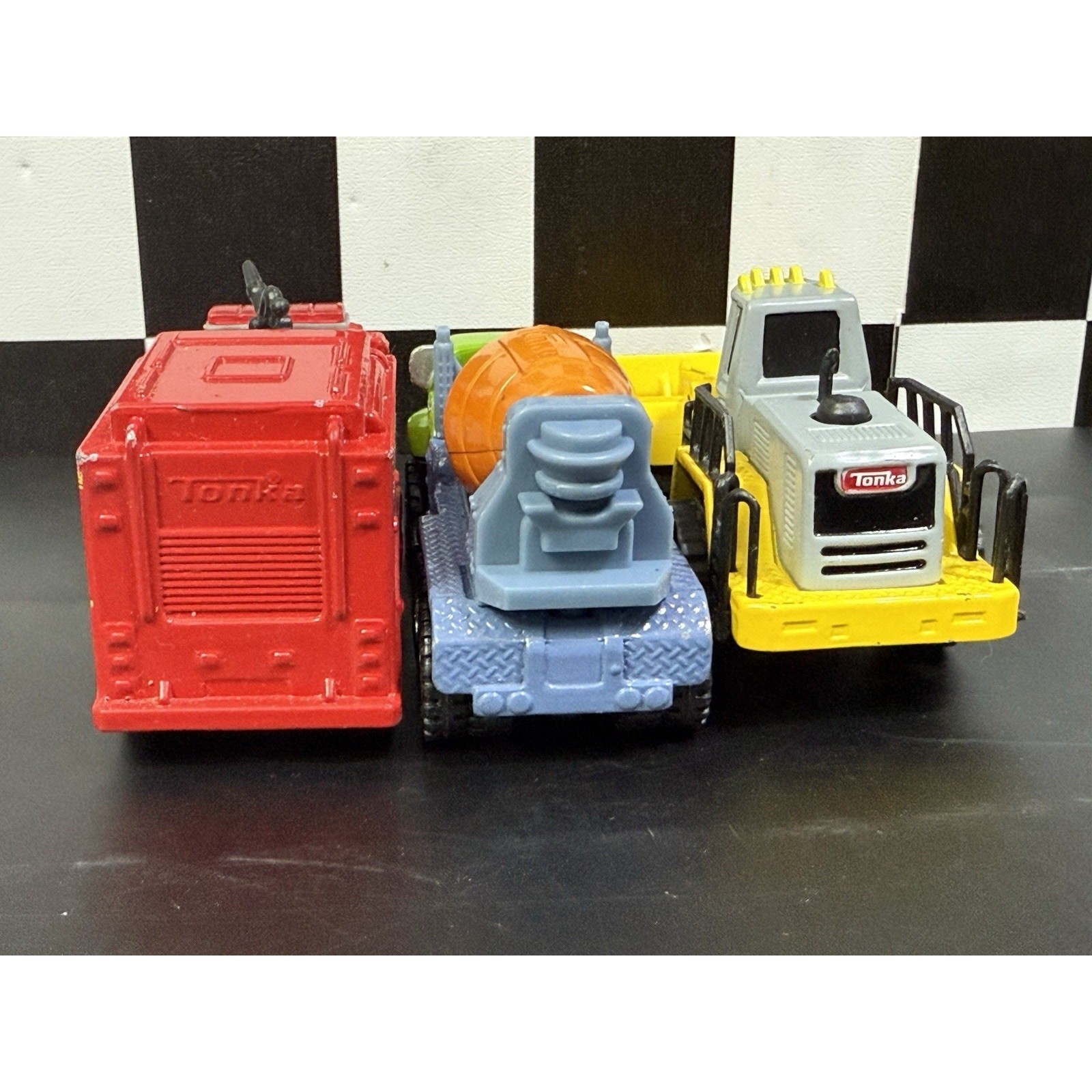 Tonka Lot of 3 Construction Trucks Cement Mixer, Bulldozer, Fire Truck