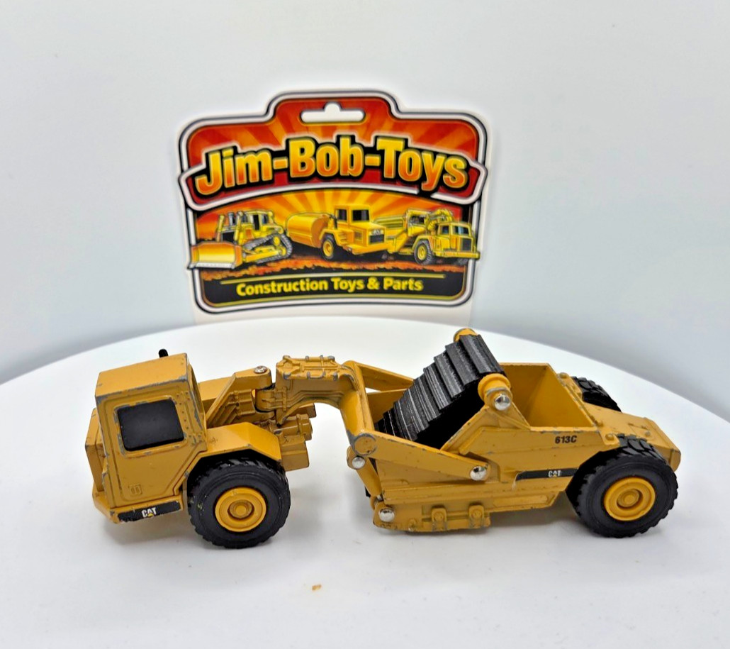 Ertl CAT 613C Elevating Scraper (1:64 Scale)