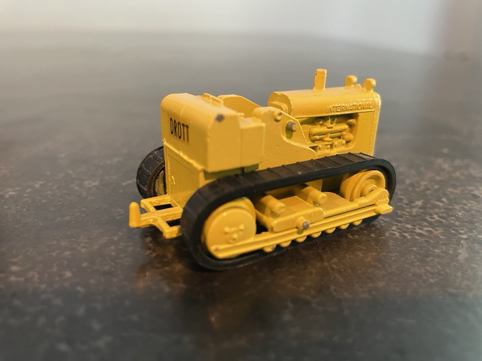 Lit’l Toy International Crawler Diecast Tractor Bulldozer Vintage Mercury Toys
