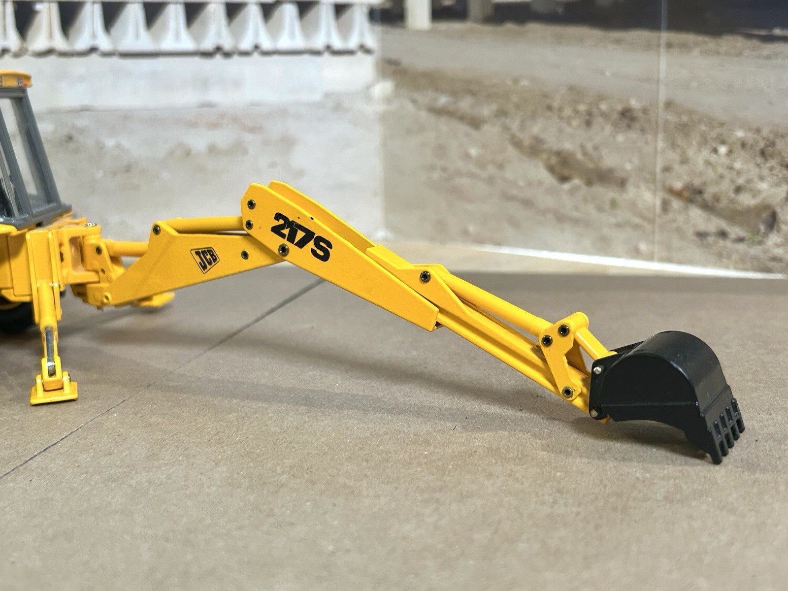 Joal Precision Diecast 1/35 Scale JCB 217S 4x4x4 Backhoe-Loader w/ Original Box!