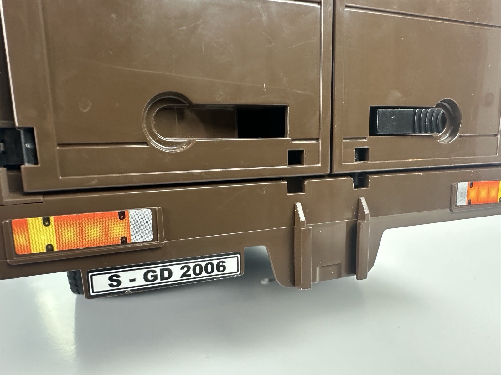 Bruder 1/16 Mercedes-Benz Sprinter UPS Truck 02678
