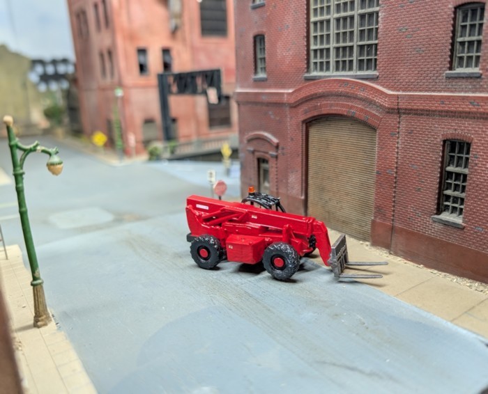 1/87 HO Scale Custom Built Xtreme Telehandler. 3D Printed Resin Model