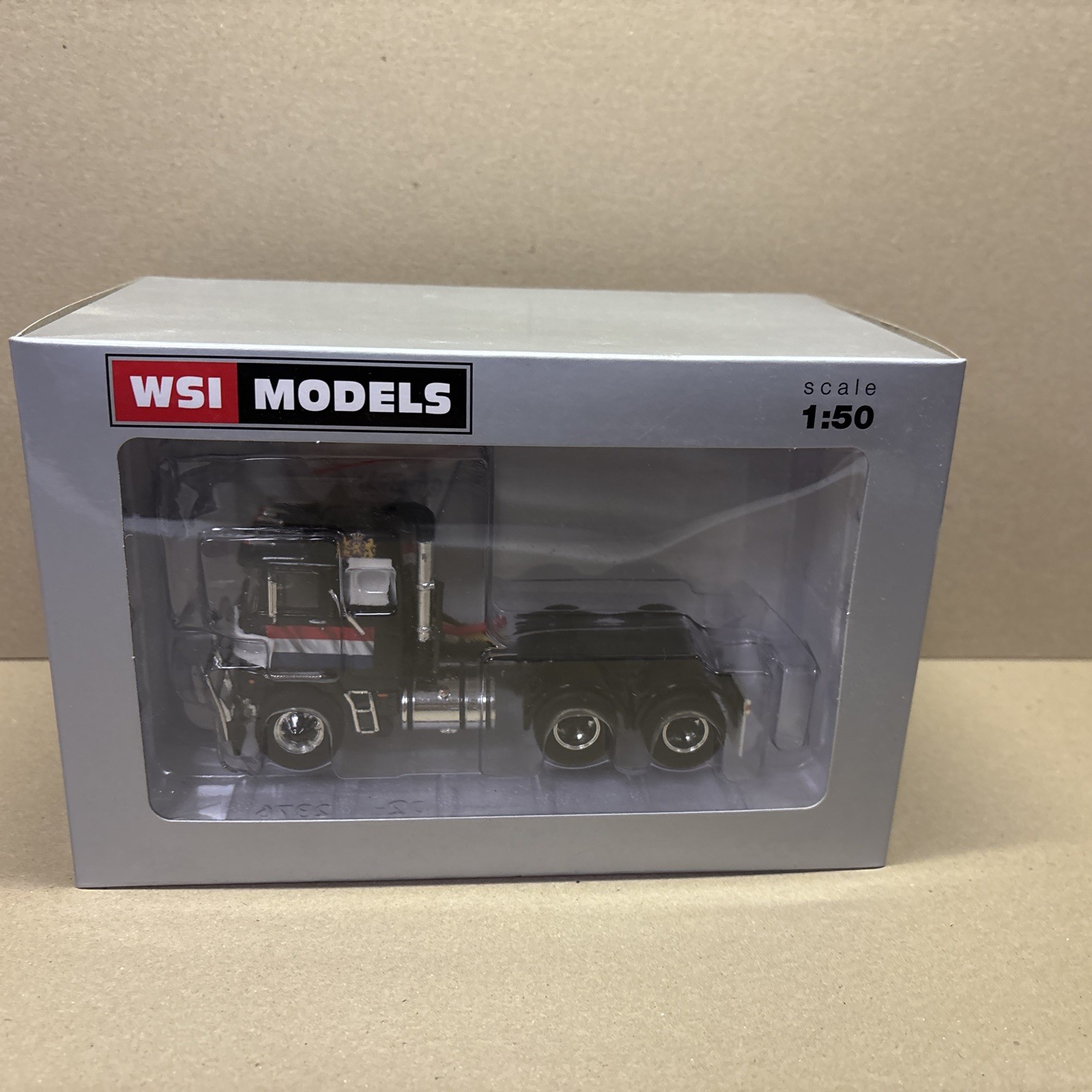 WSI 04-2079 1/50 Mack F700 6X4 Premium Line