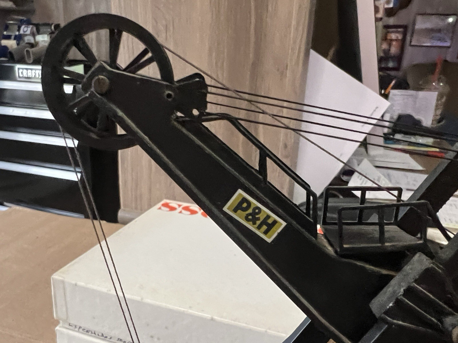 Conrad diecast #294, 1/87th scale P&H 2800 front shovel