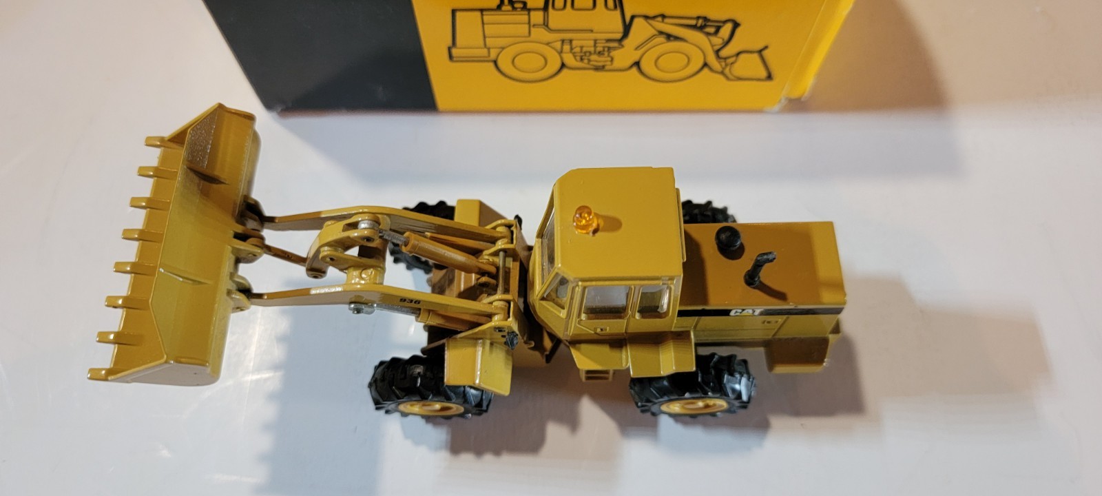 Caterpillar Cat 936 Wheel Loader – Conrad 1:50 Scale Diecast Model #2886 New