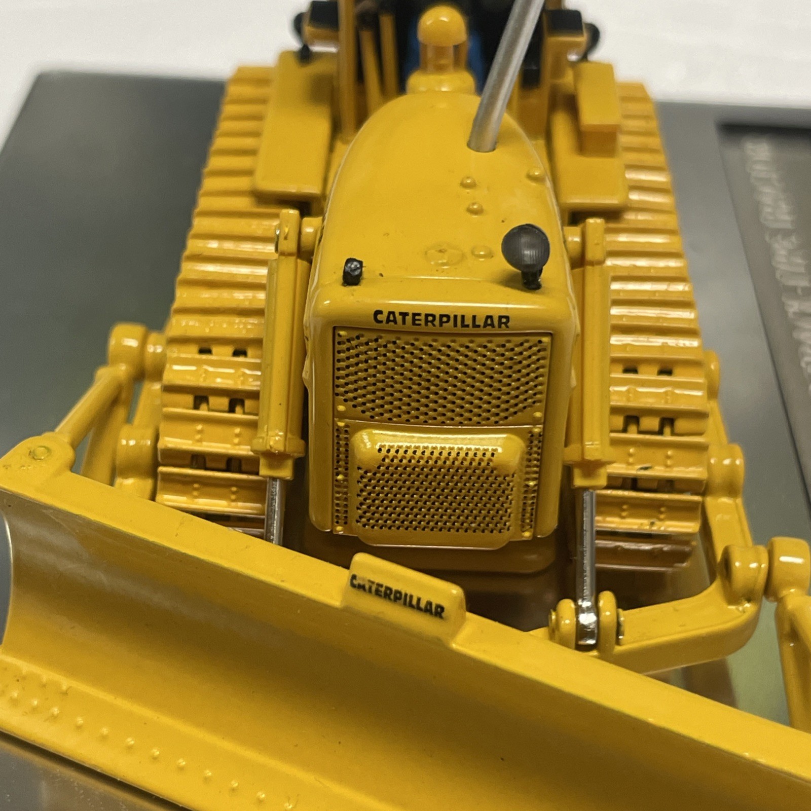 Diecast Masters 1/50 CAT Vintage D7C Track Type Tractor Dozer (85577) Sold As Is
