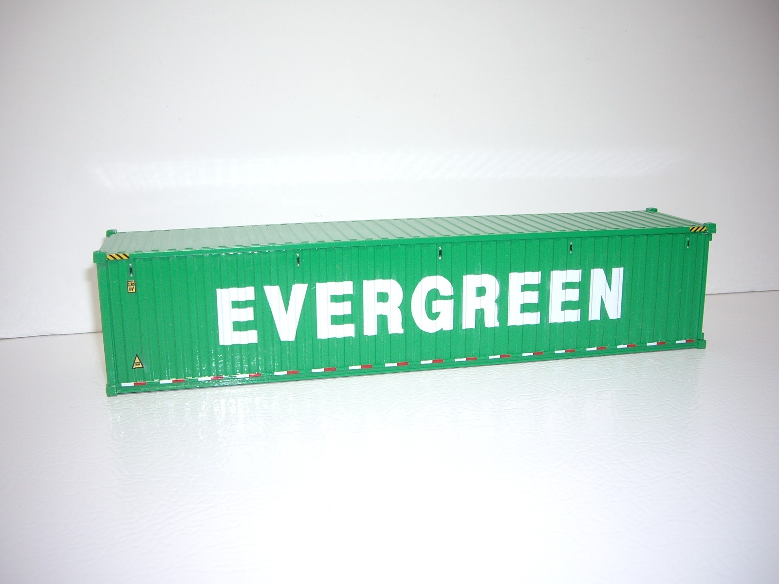 DIECAST MASTERS 1/50 EVERGREEN 40′ SEA CONTAINER LOAD SAME SCALE FIRST GEAR