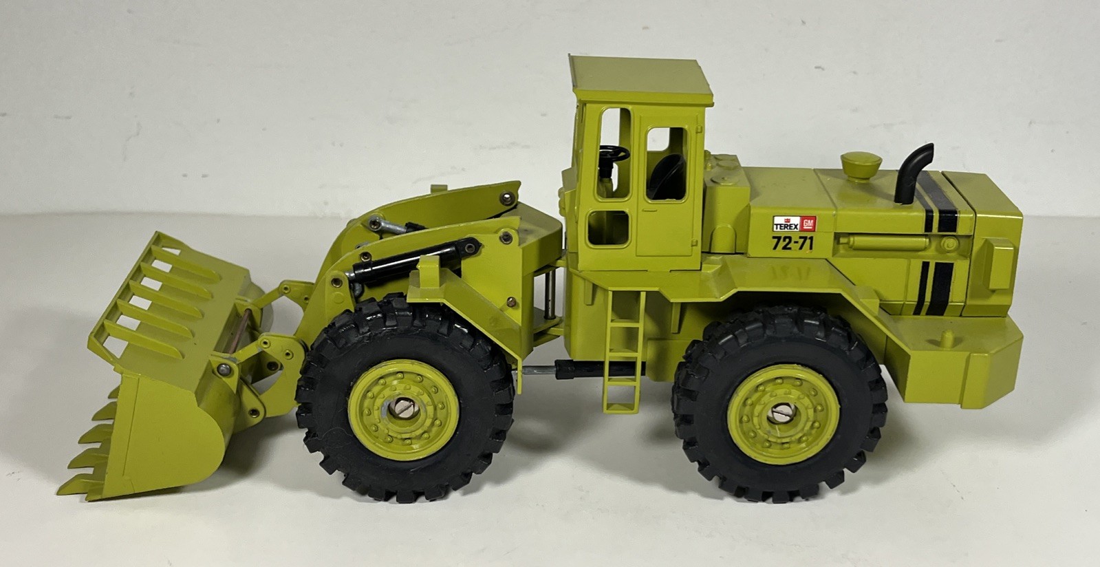 Gescha Terex GM Wheel Loader 72-71 Diecast 1:40 Scale Germany Damaged See Pics