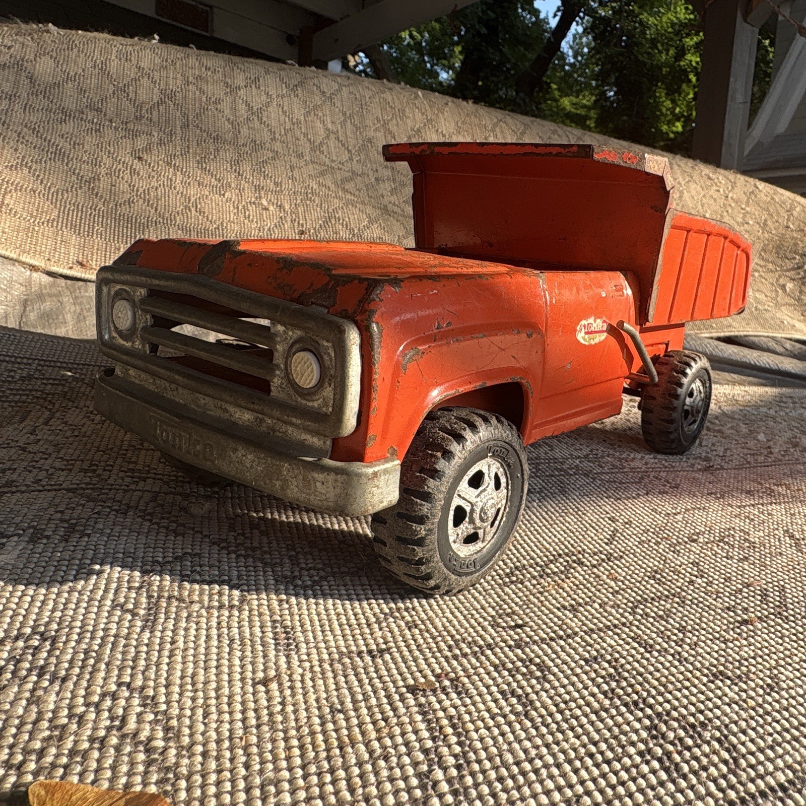 Vintage 70s Tonka Dump Truck Orange missing cab roof parts