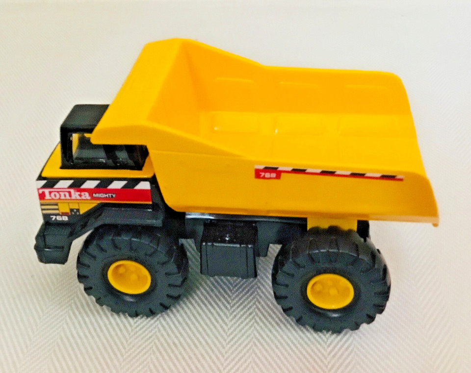 Tonka ~ Maisto ~ Hasbro Mighty Minis ~ Dump Trunk ~ Brand New