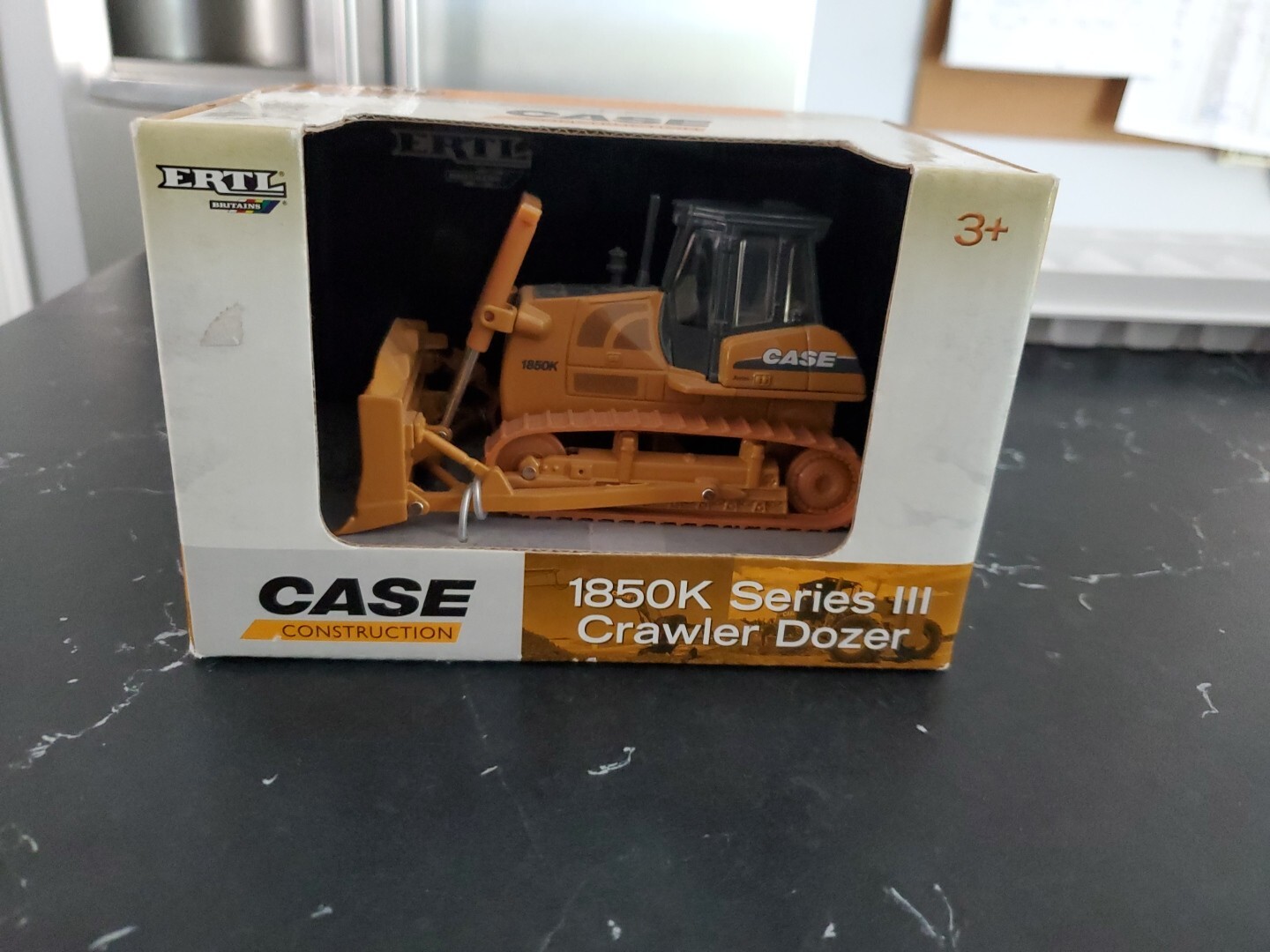 Case 1850K Crawler Dozer Series III – 1/50 Die-cast MIB Ertl 14644