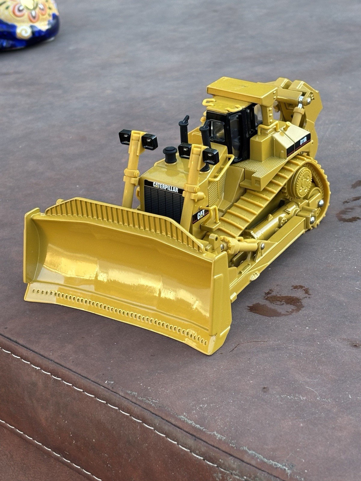 Caterpillar CAT Diecast D11R Dozer w/ Ripper 1:50 Scale Norscot Group