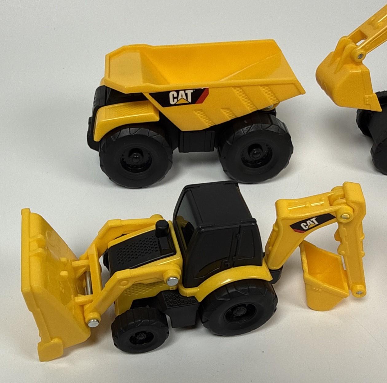 Toy State CAT Construction Caterpillar Excavator Digger Truck Bulldozer 4 Piece