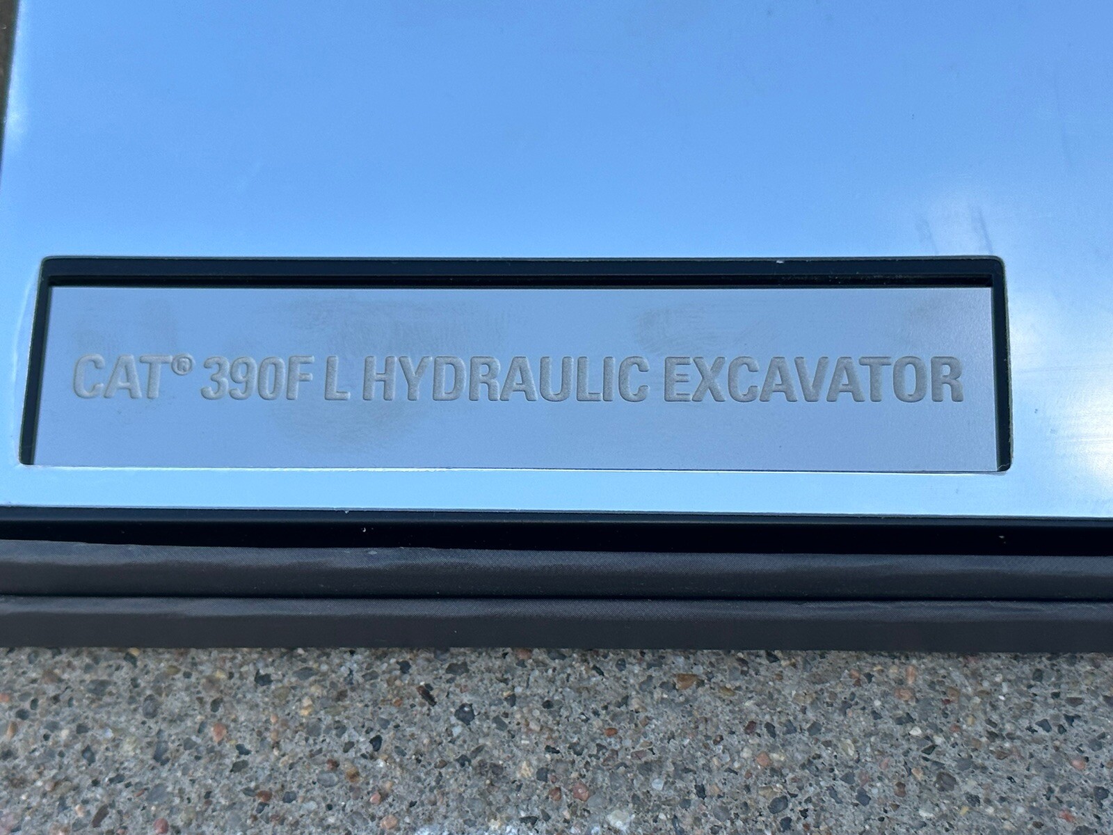 1/50 Cat 390F L HydraulicExcavator Commemorative Series(85547) Rare Gun metal
