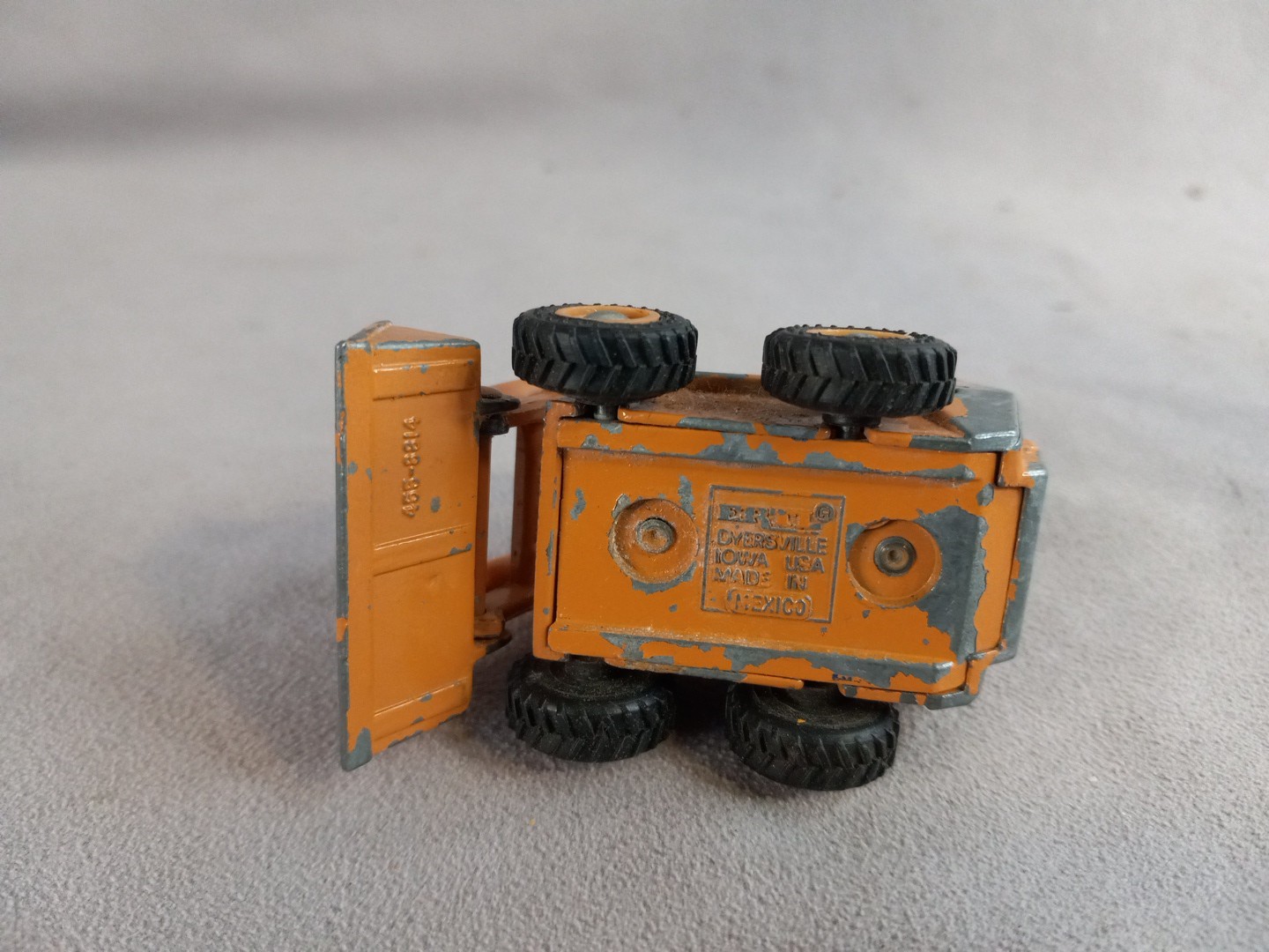 Vintage Ertl CASE 1845C Skid Steer Loader Construction Farm Toy 1:64 No Cage