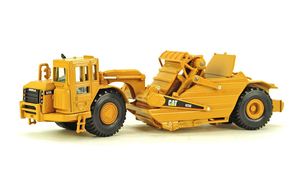 Caterpillar 623G Elevating Scraper made by Norscot in the scale of 1:50