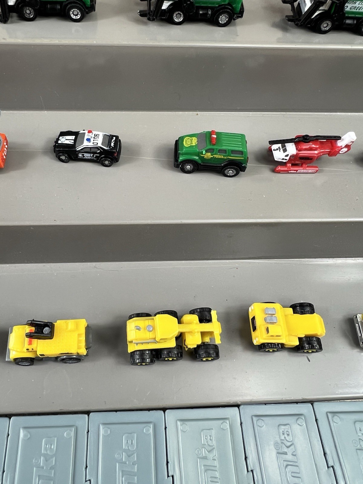 Tonka Mighty Wheels Diecast Dozer Dumptruck Construction & Rescue Vehicles Lot