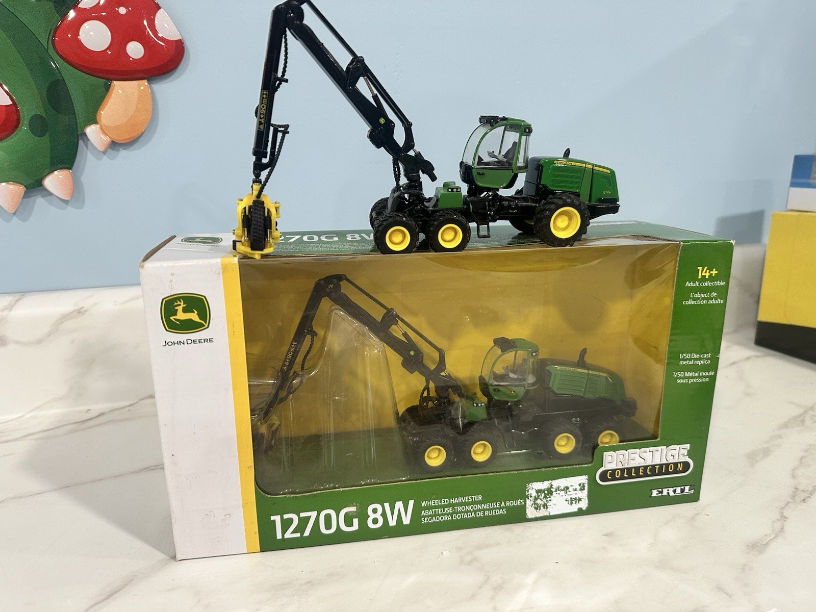 1/50 Deere 1270g 8W & 1270E Harvesters by Ertl