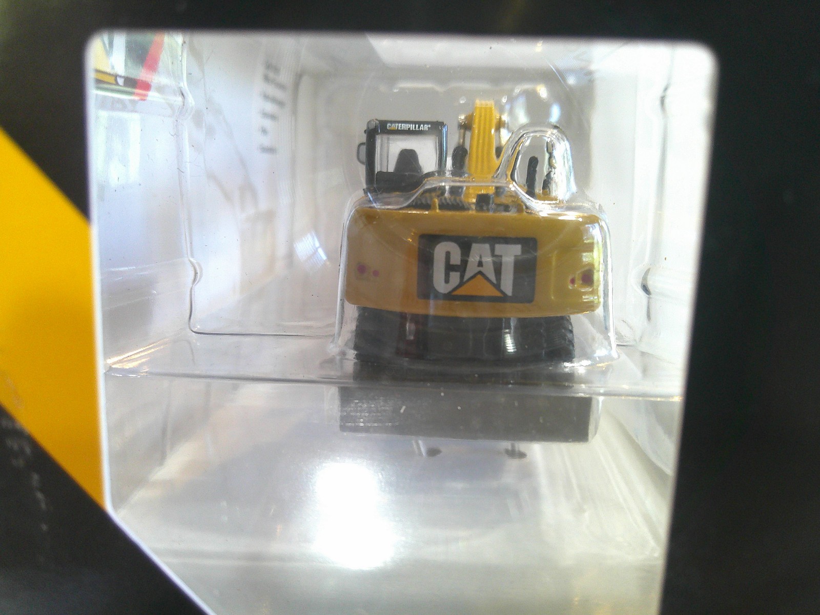 Norscot CAT M318D Wheel Excavator 1:87 Scale Yellow Very Good Sealed Box