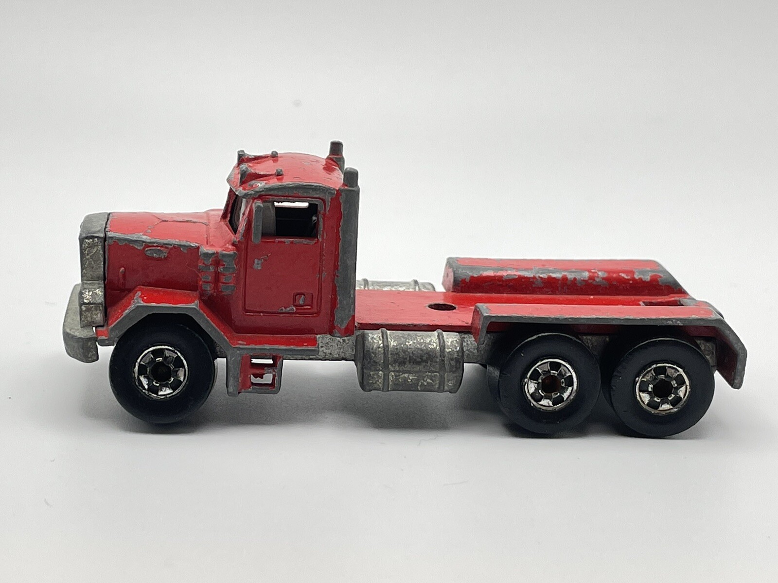 Hot Wheels Vintage 1979 Malaysia Peterbilt Semi Tractor Trailer Truck Hauler Cab