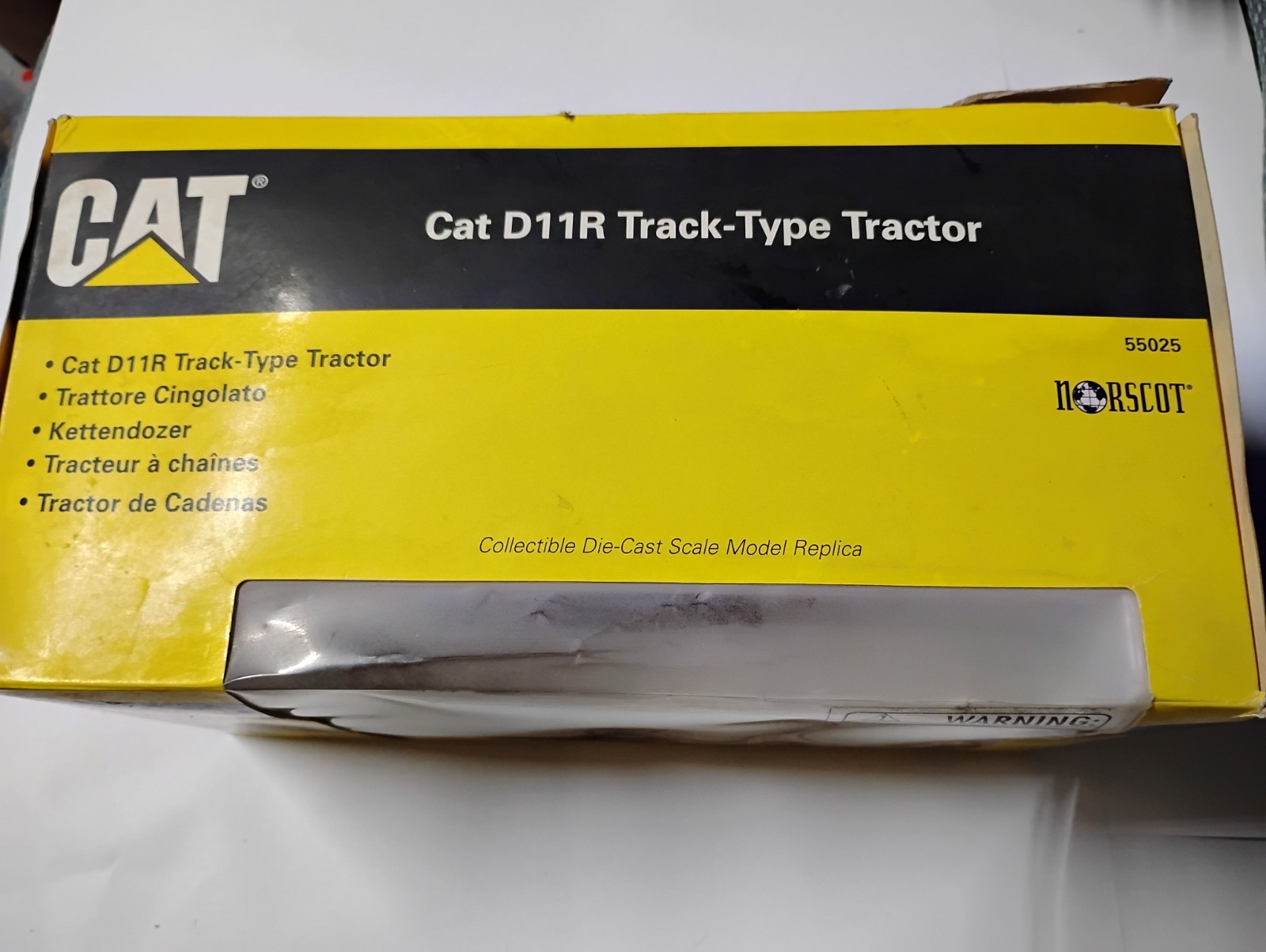 1999 Norscot Cat D11R Track Type Diecast Tractor Dozer 1/50 New