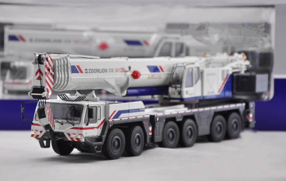 1:50 ZOOMLION QAY220 Crane Construction Equipment Machine Vehicle Diecast Model