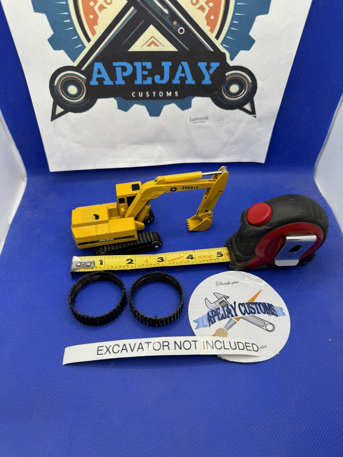 1 set of new tracks for ERTL Diecast John Deere 690DLC Excavator Equipment