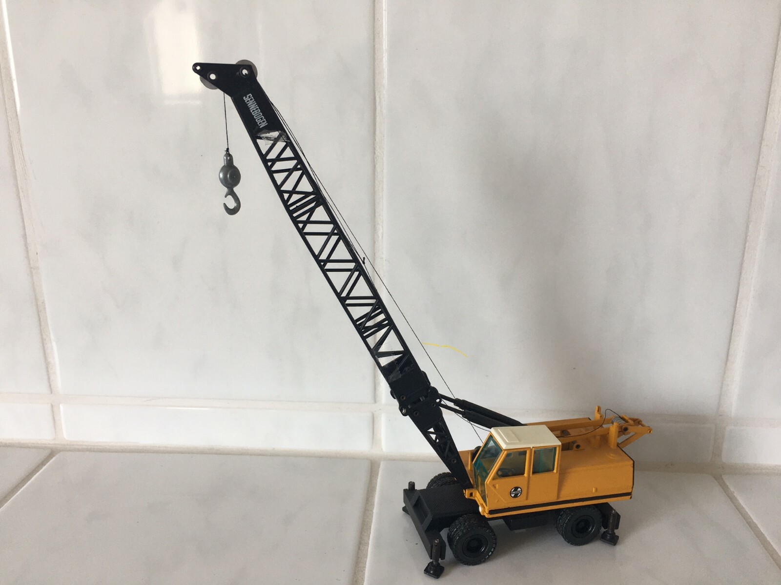 NZG Sennebogen Mobile crane EXTREMELY RARE