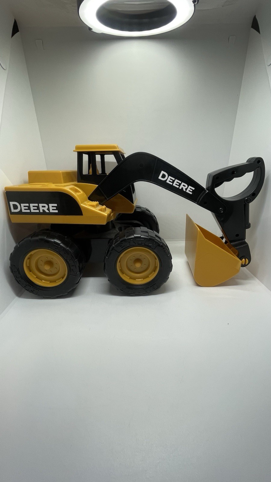 John Deere Big Scoop Construction Excavator