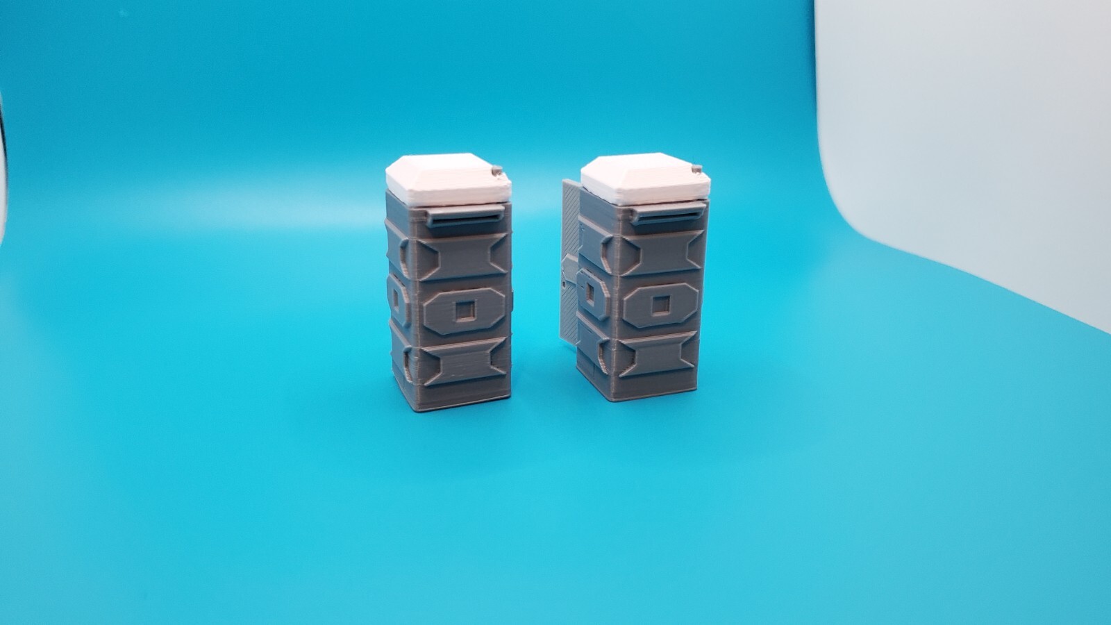 *2 pack* 1:50 scale porta-potty diorama accessory gray with white top *2 pack*