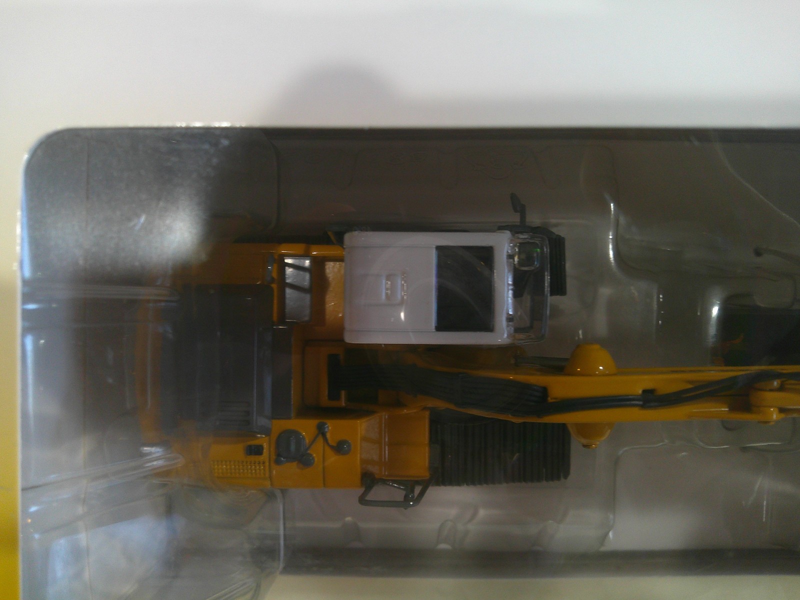 Norscot Liebherr R 904 C Track Hydraulic Excavator 1:50 Yellow Good++ Box