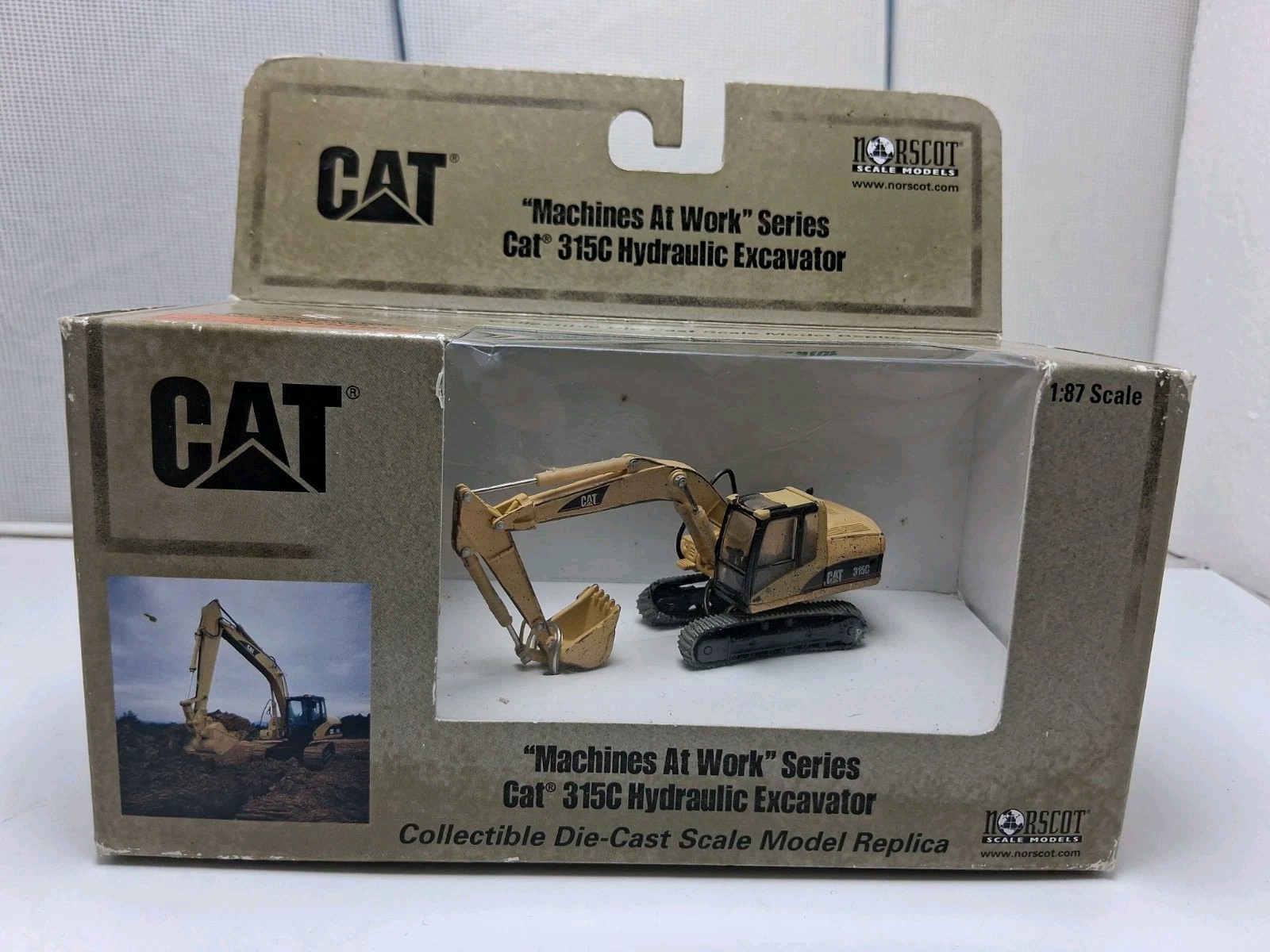 1/87 CAT Caterpillar 320D Hyd. Excavator High Line Series Diecast Masters 85262