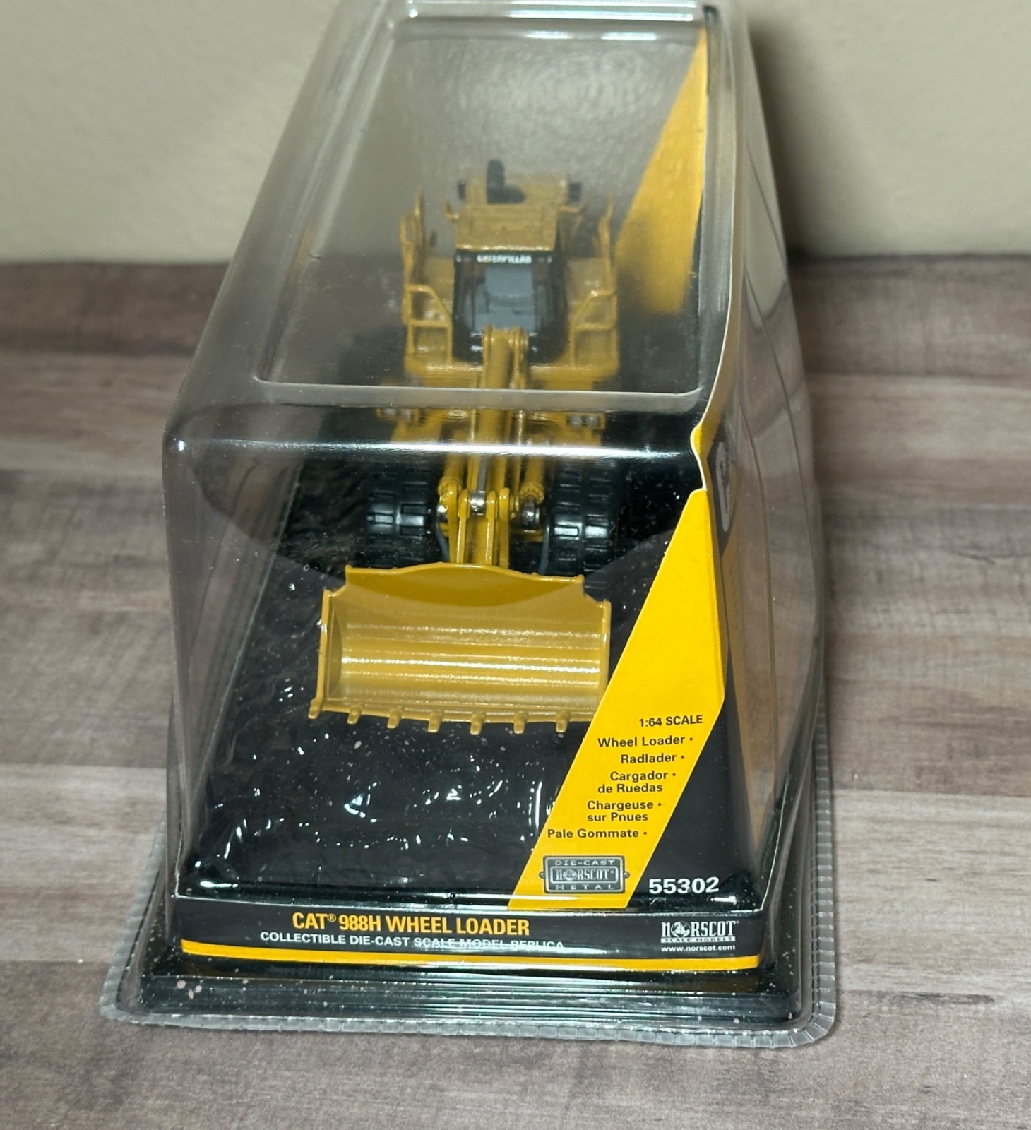 Norscot CAT 1:64 988H Wheel Loader Die Cast 55302