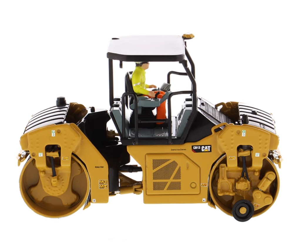 1:50 DM CB-13 Tandem Vibratory Roller Construction Machine Diecast Model