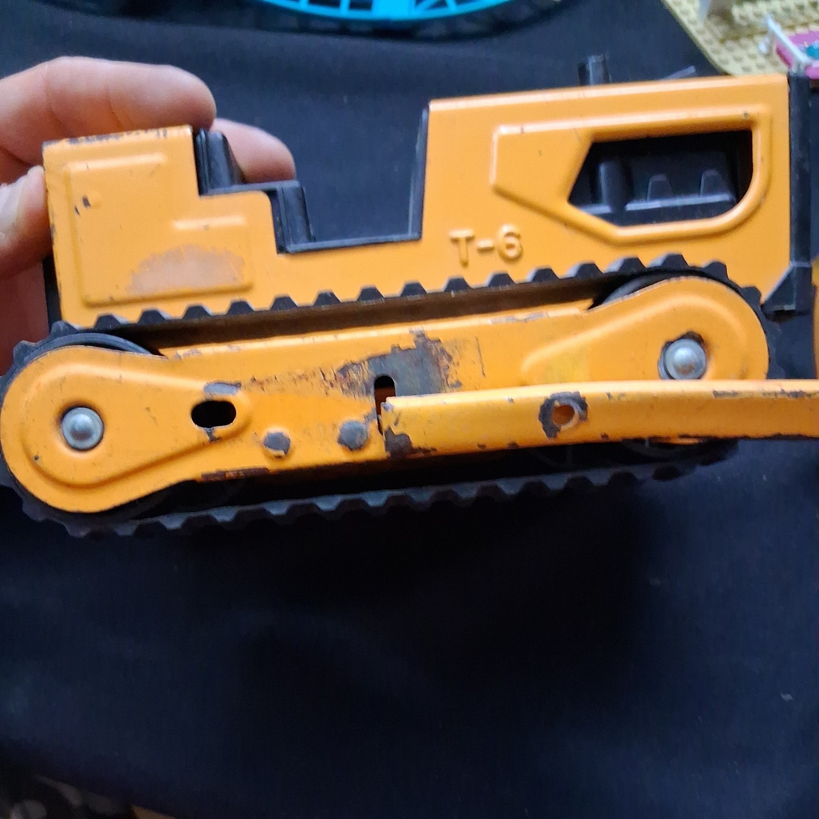 Vintage Tonka T-6 Bulldozer 70’s Movable Blade Rubber On Tracs all Orginal
