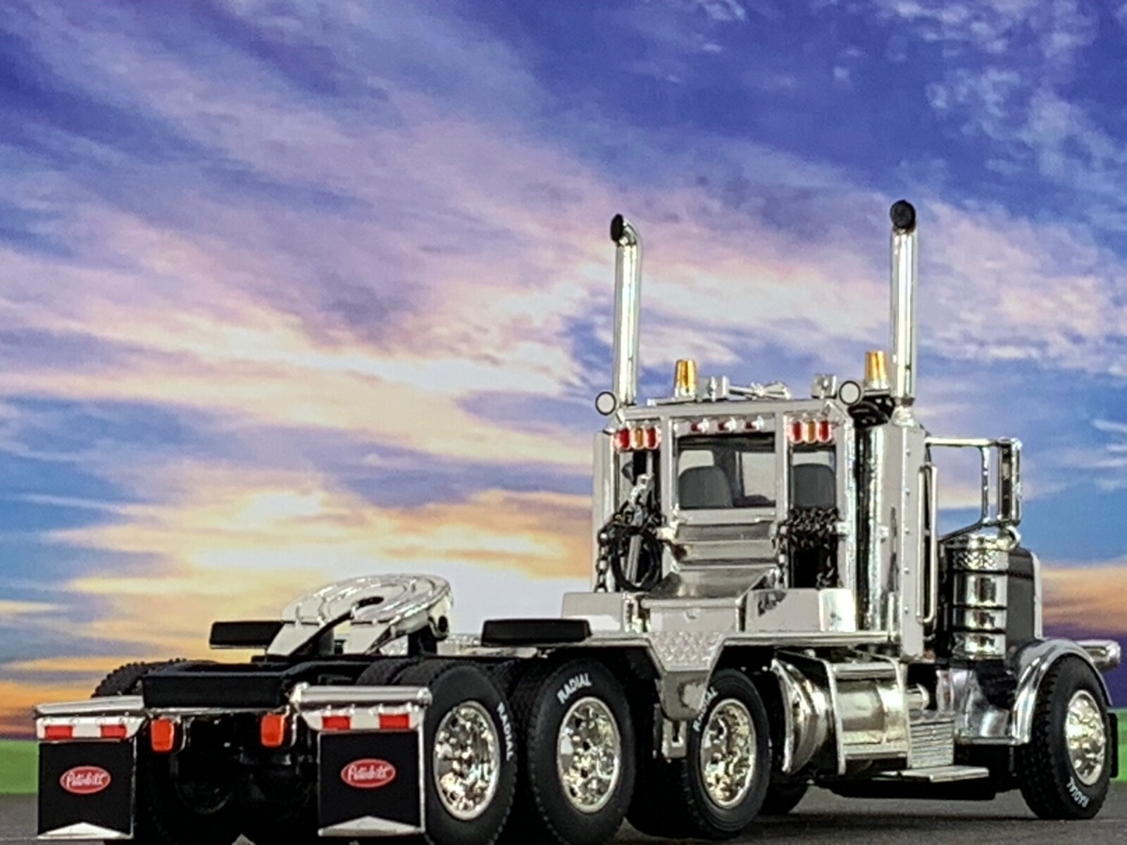 1/64 DCP BLACK PRIDE & CLASS PETERBILT 389 HEAVY HAUL TRI AXLE DAY CAB