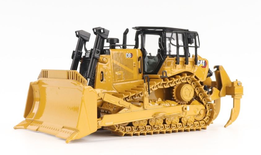 DIECAST MASTERS – Construction Equipment – CATERPILLAR D8 – 1/50 – DCM85757